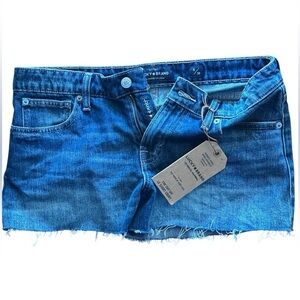 Ladies Lucky Brand Shorts sz 6/28 🆕